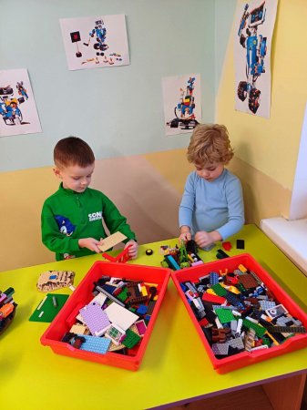���� LEGO � �����-����� ���������